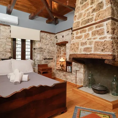 בית נופש Maroyda Stonehouse *