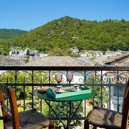 Maroyda Stonehouse Holiday home